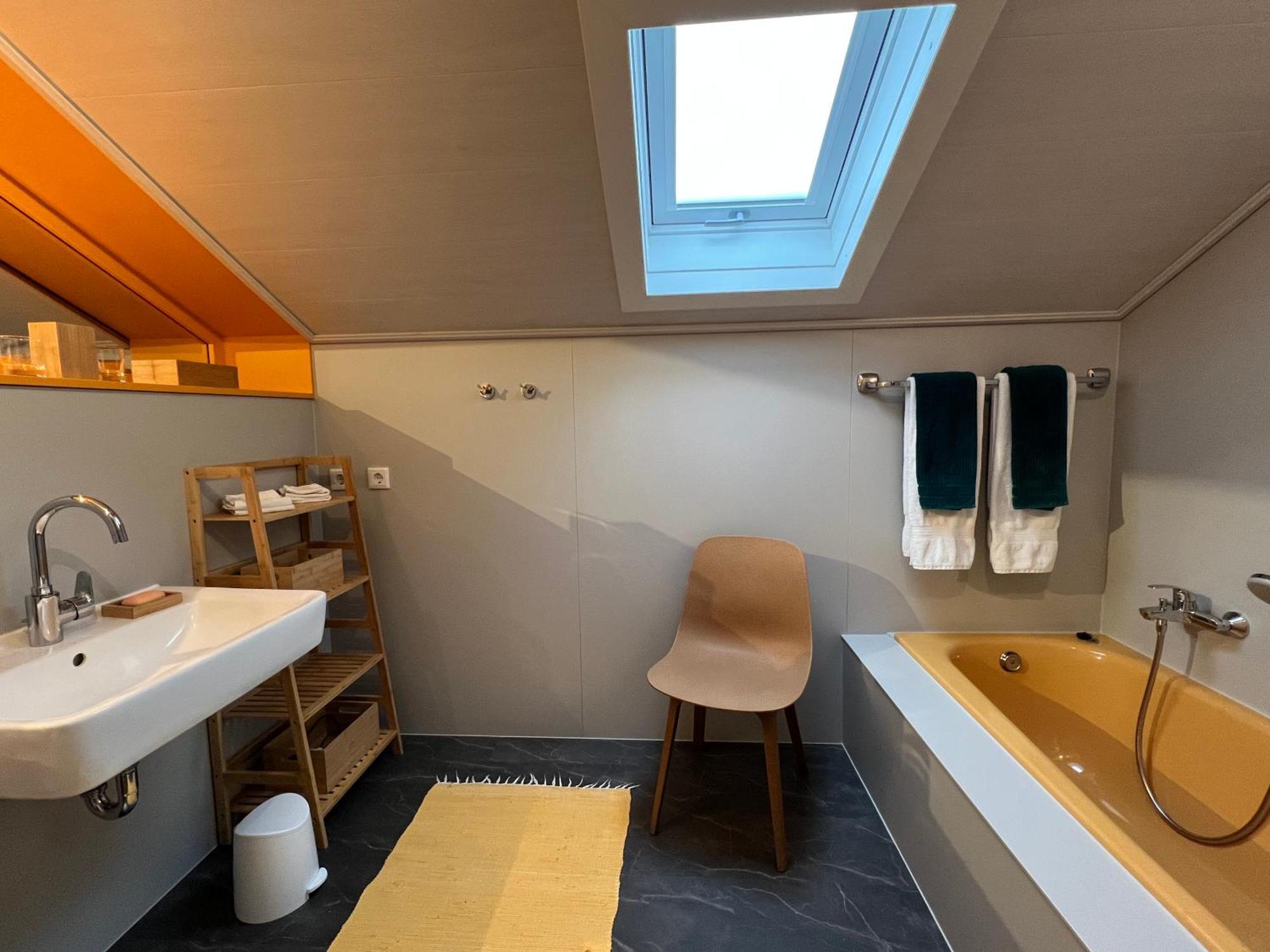 Fi-Suiten Waldeck  Buitenkant foto